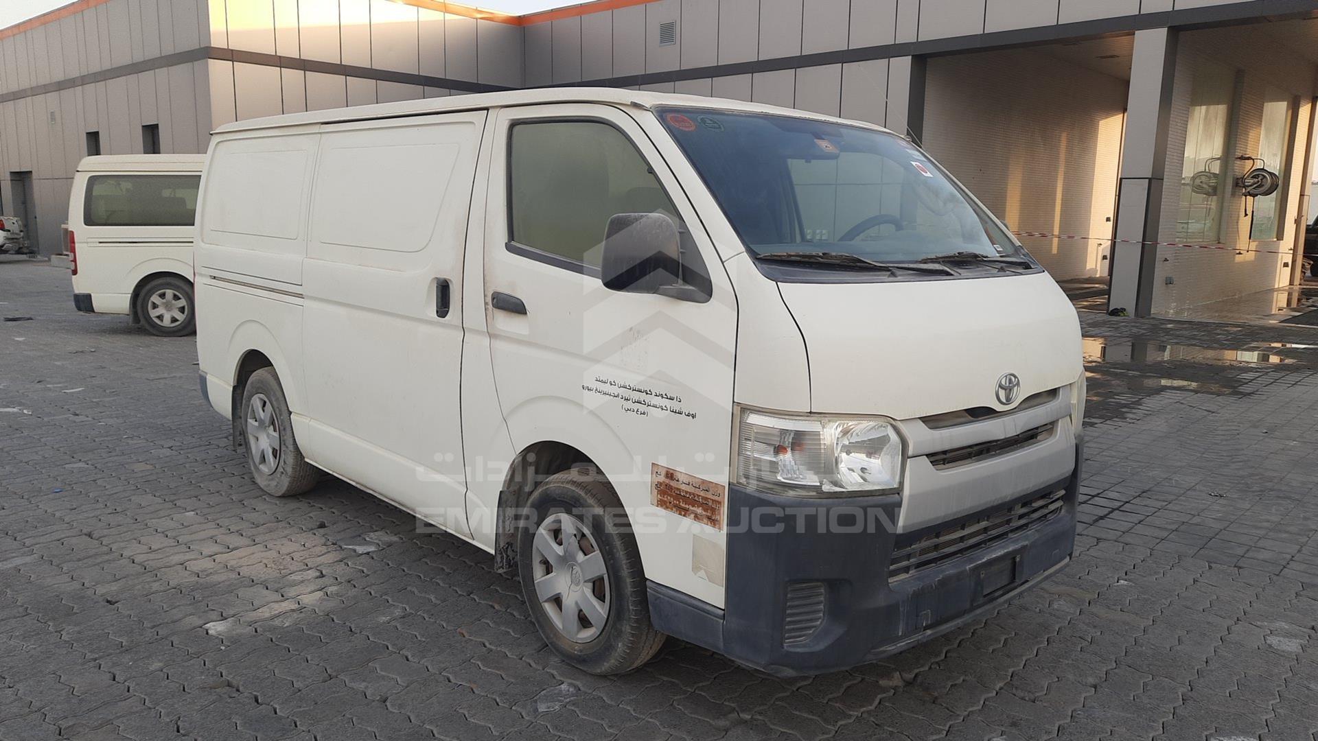 2017 TOYOTA HIACE VIN: JTFHX02P1H0111359