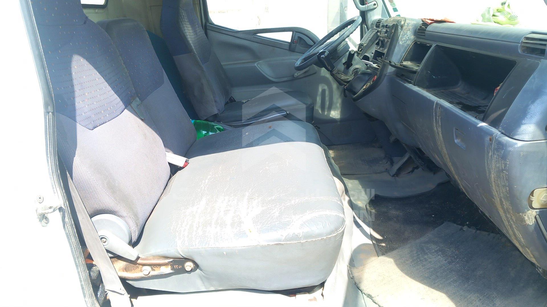 2006 MITSUBISHI CANTER VIN: JL7BCE1J06K015103