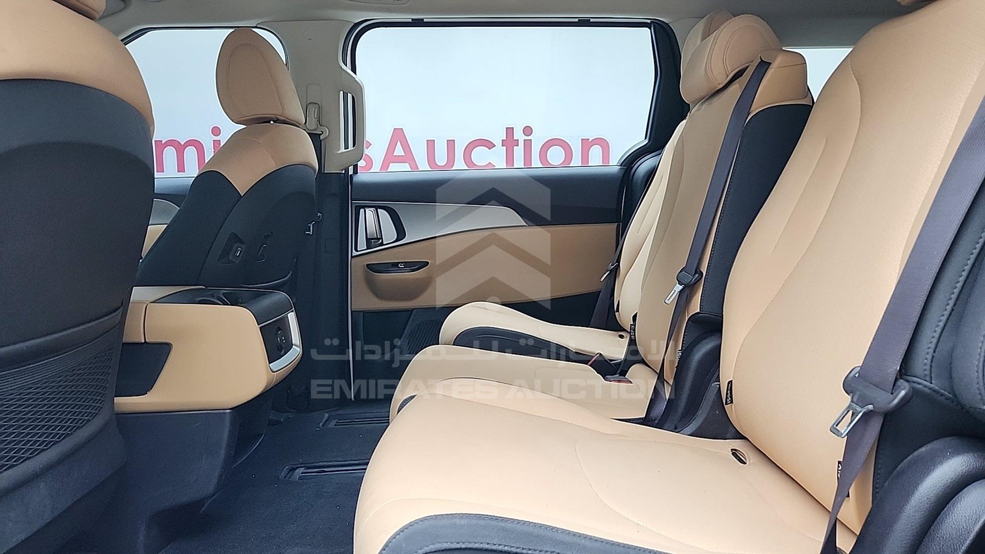 2021 KIA CARNIVAL VIN: KNANC8143M6049819