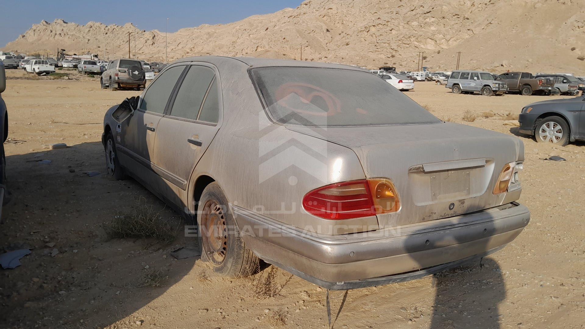 0 MERCEDES --- VIN: WDB2100631A624498