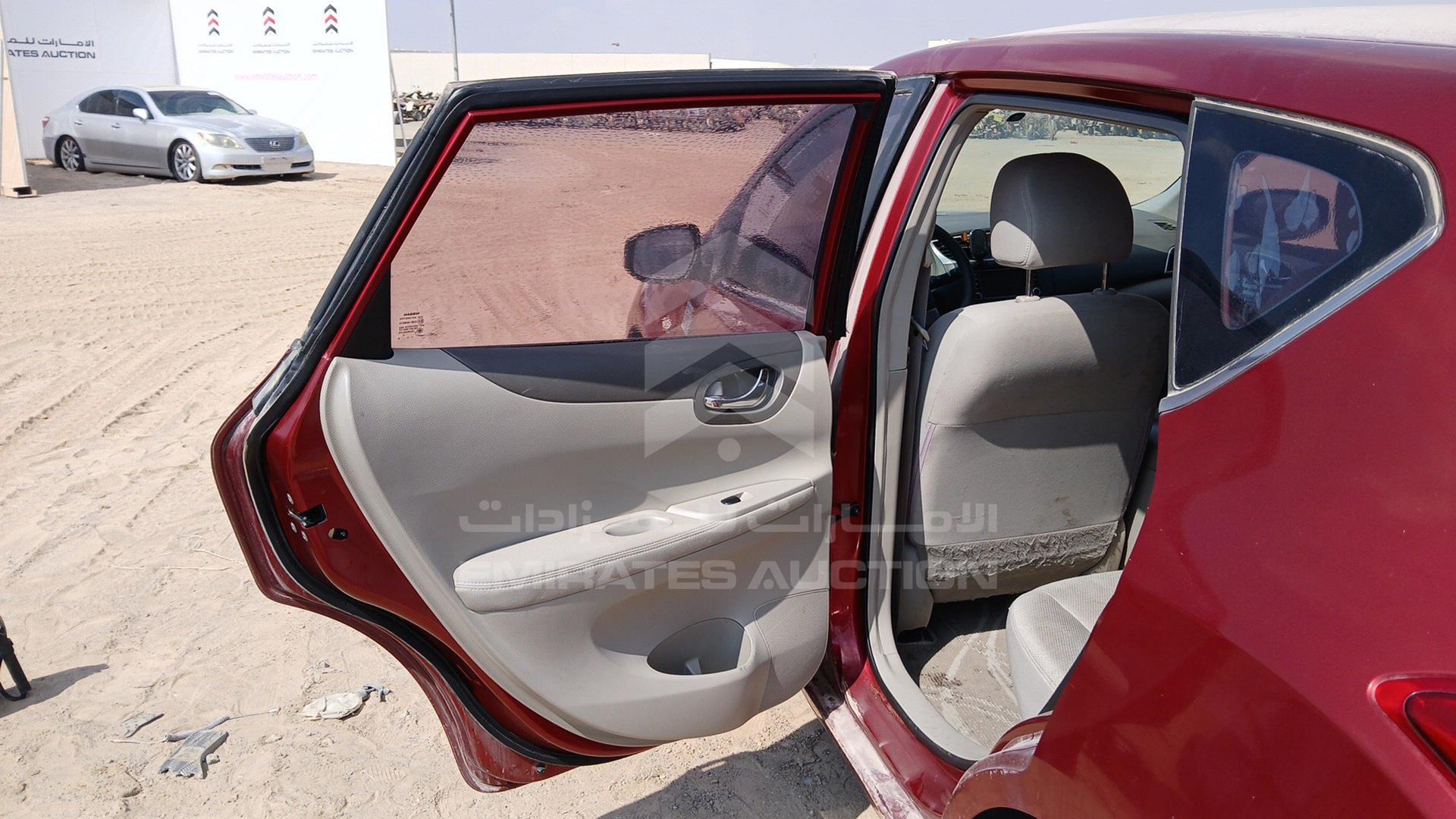2015 NISSAN TIIDA VIN: MNTBC2C92F6007343