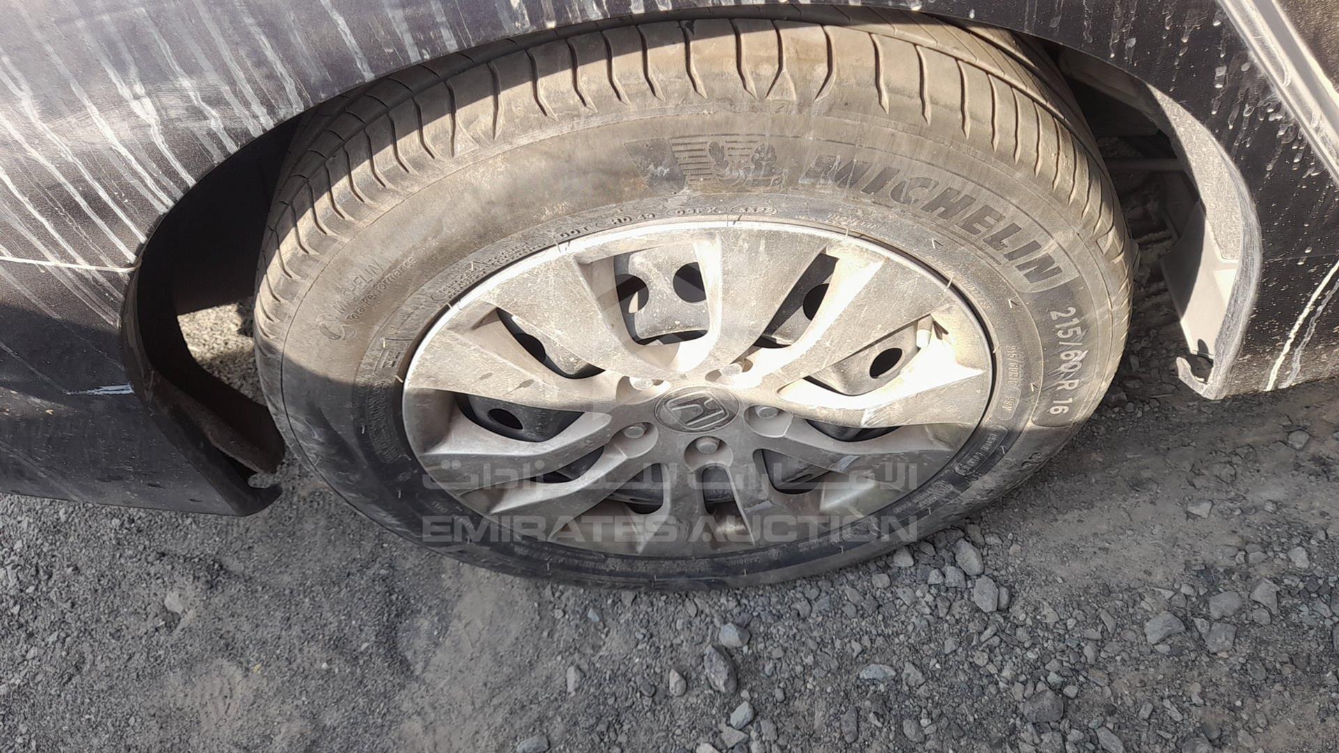 2013 HONDA ACCORD VIN: 1HGCR262XDA618452