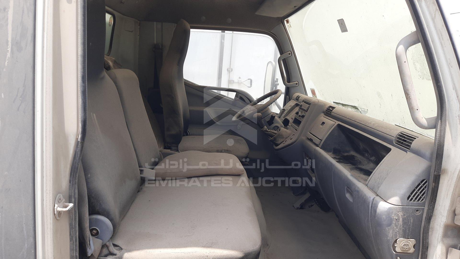2005 MITSUBISHI CANTER VIN: JL6BCE6JX5K014777