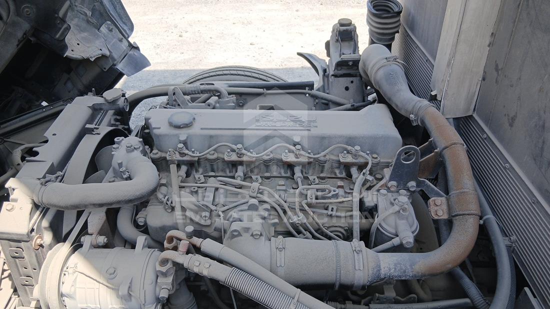 2013 Isuzu Reward NM — Engine Bay — Photo 25