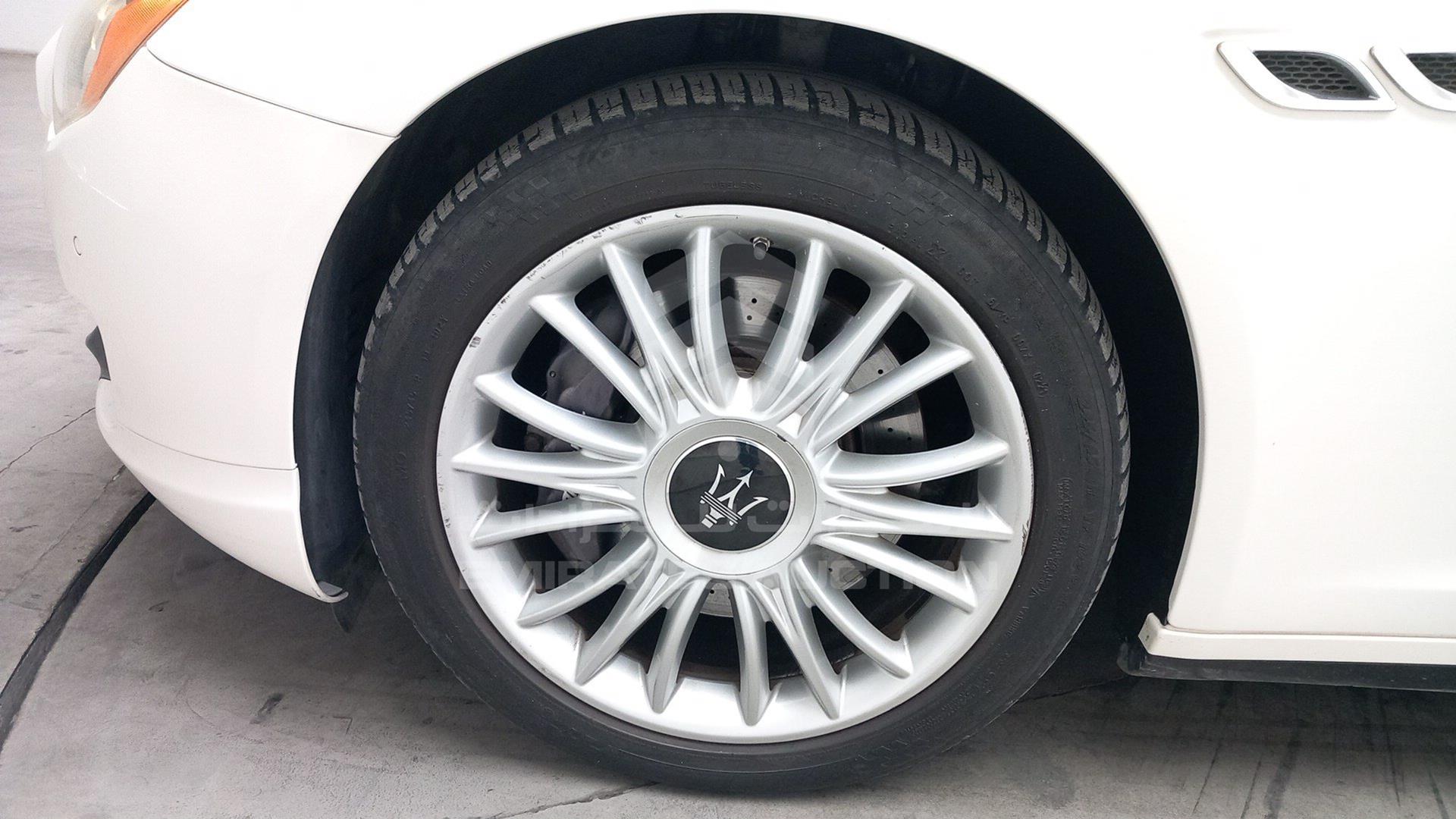 2015 MASERATI QUATTROPORTE VIN: ZAMSP56F8F1135769