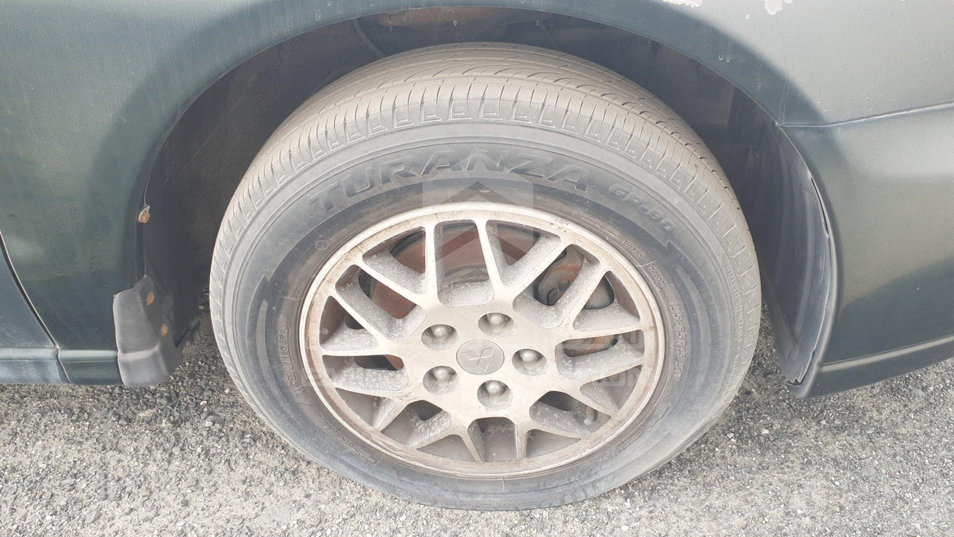 2002 MITSUBISHI GALANT VIN: 4A3AA46G62E033486