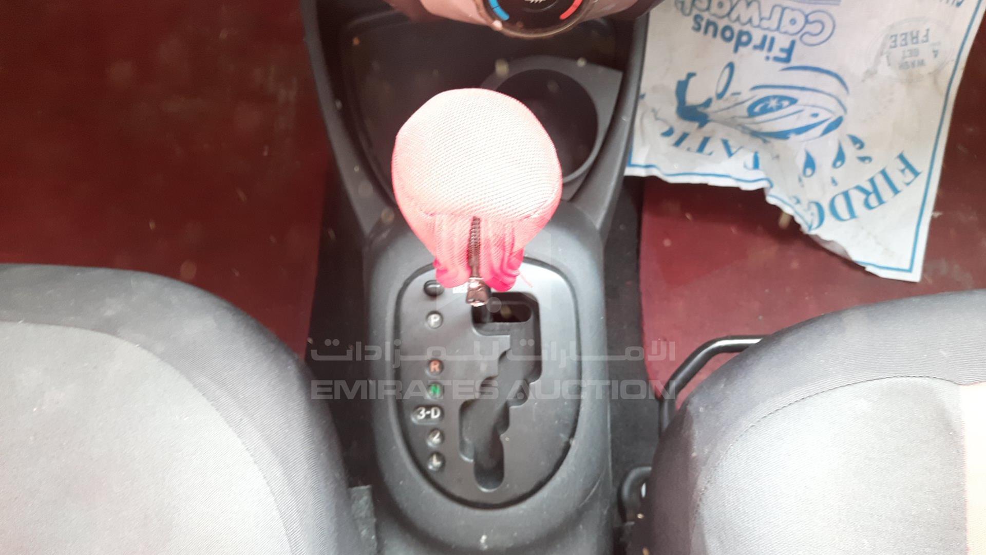 2007 TOYOTA YARIS VIN: JTDKW923X75070296