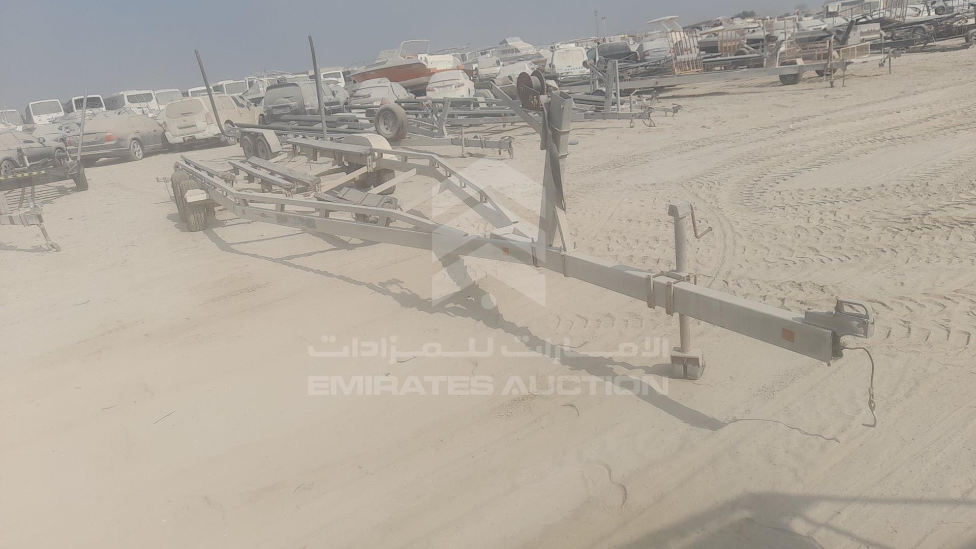 2015 TRAILER LOCAL VIN: D061680DXBTRAILER