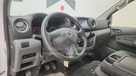 2021 Nissan Urvan — Front Left Driver Dashboard View — Photo 6 — Thumbnail