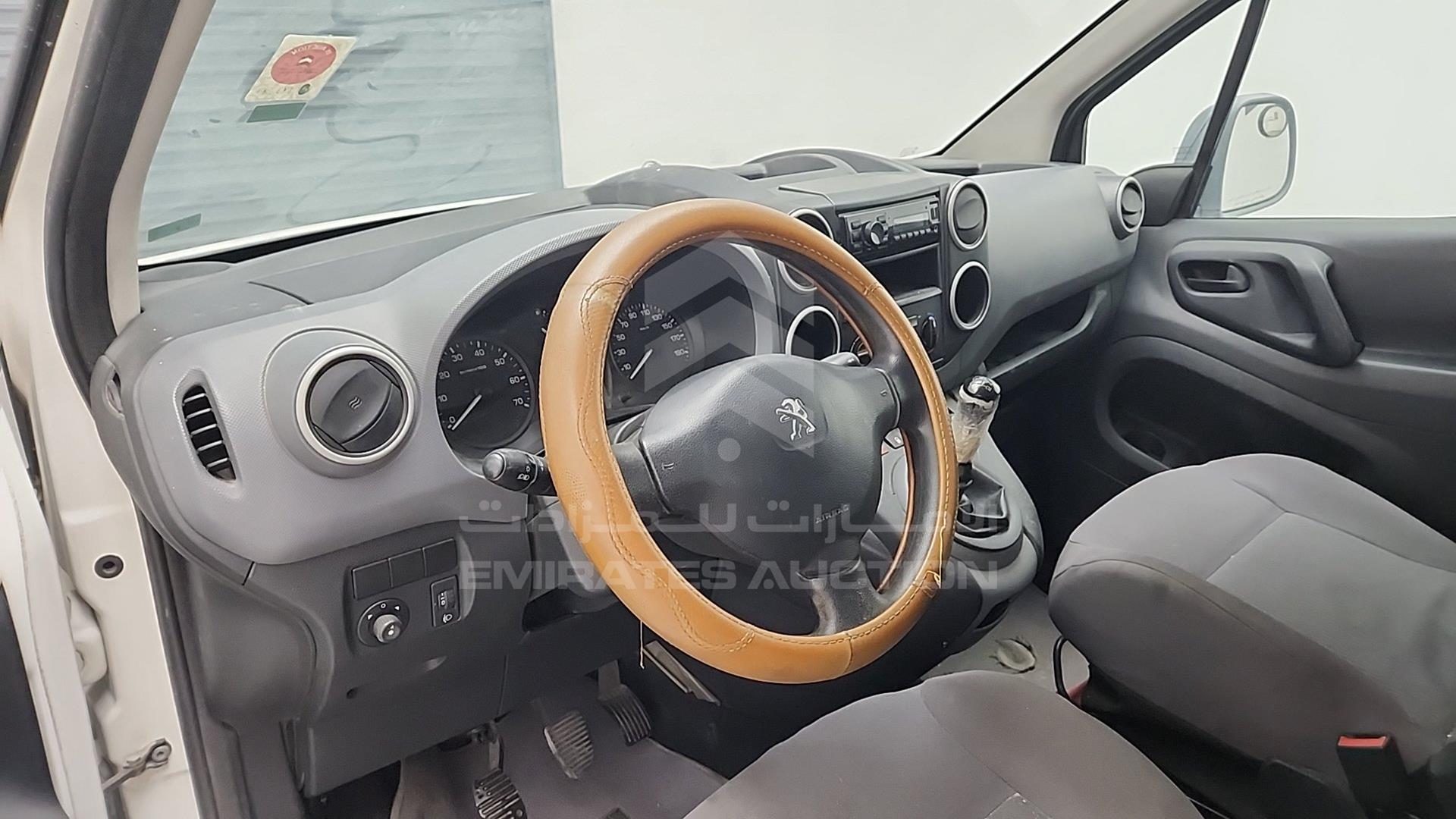 2015 PEUGEOT PARTNER VIN: VF37ANFU1FJ514905