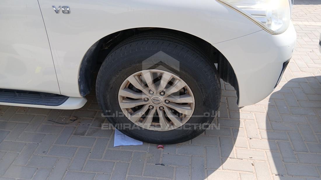 نيسان باترول 2019 — الإطار الأمامي الأيمن — صورة 28