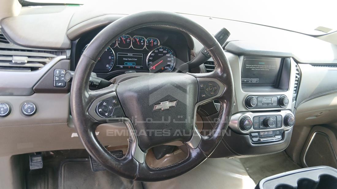 2019 Chevrolet Suburban — Steering & Mounted Controls — Photo 14