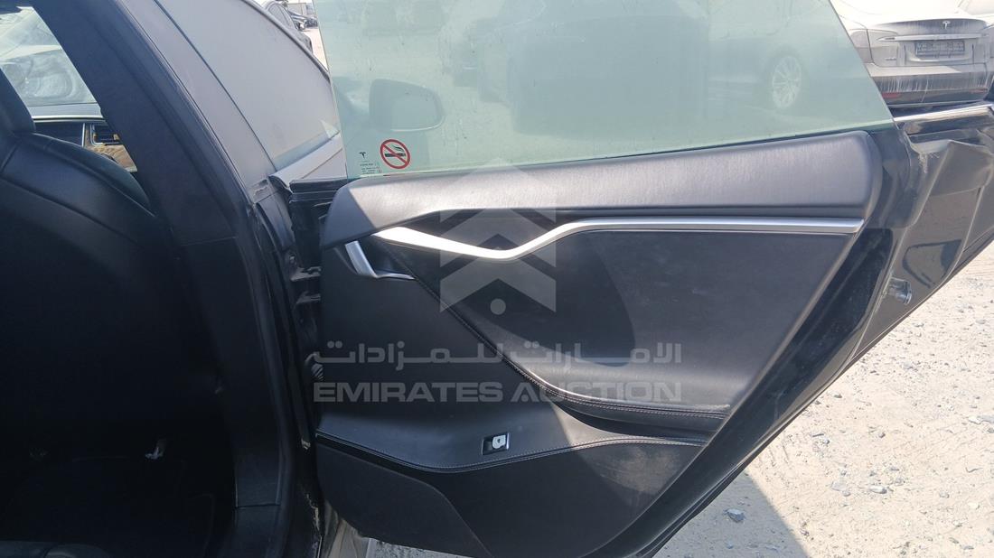 2018 Tesla Model S — Rear Right Door — Photo 24