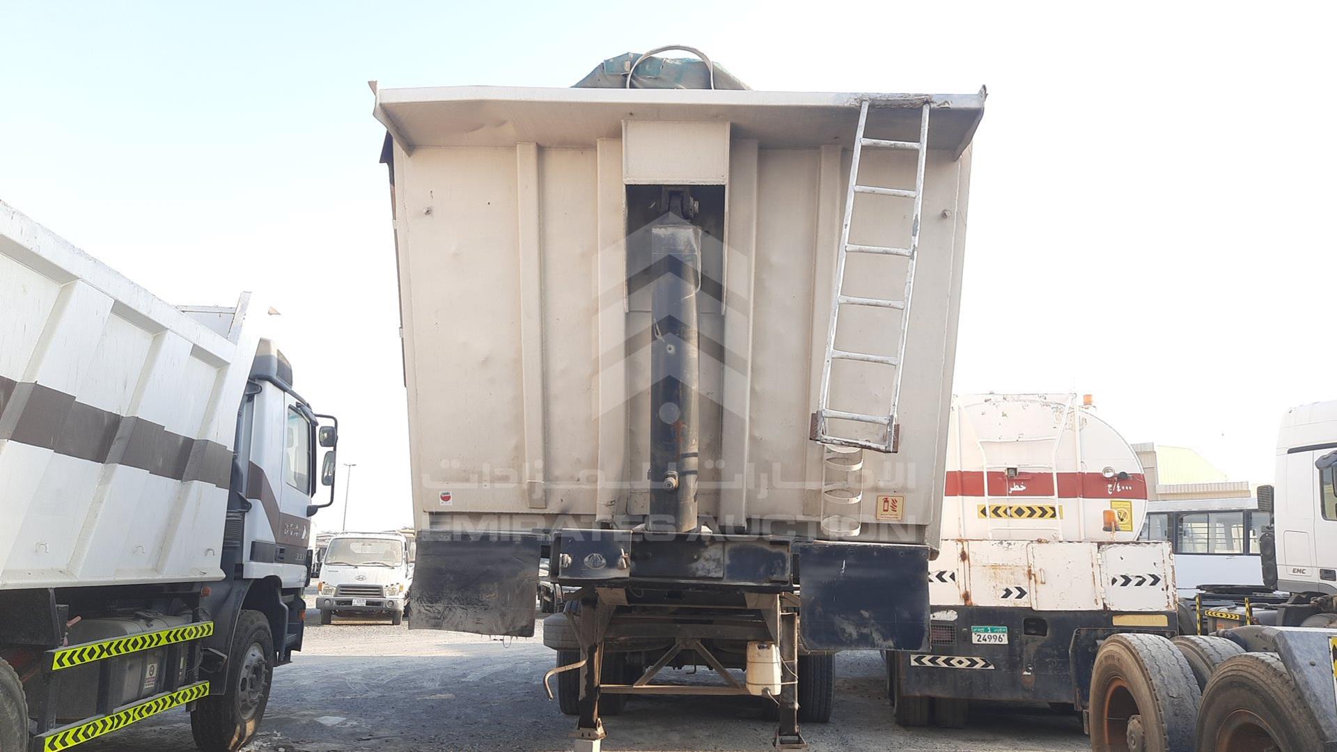 2008 3 AXLES TIPPER TRAILER --- VIN: UAE3S0108R032683
