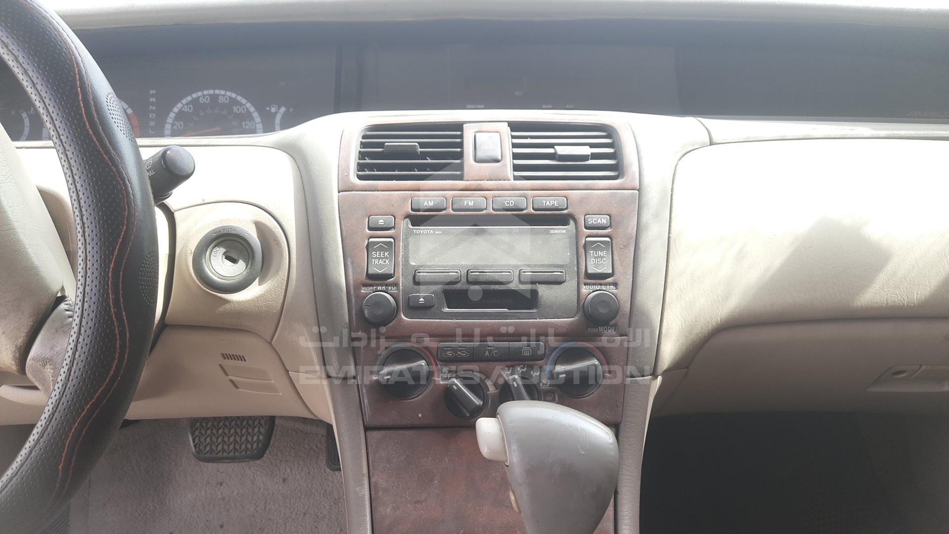 2001 TOYOTA AVALON VIN: 4T1BF28B51U157666