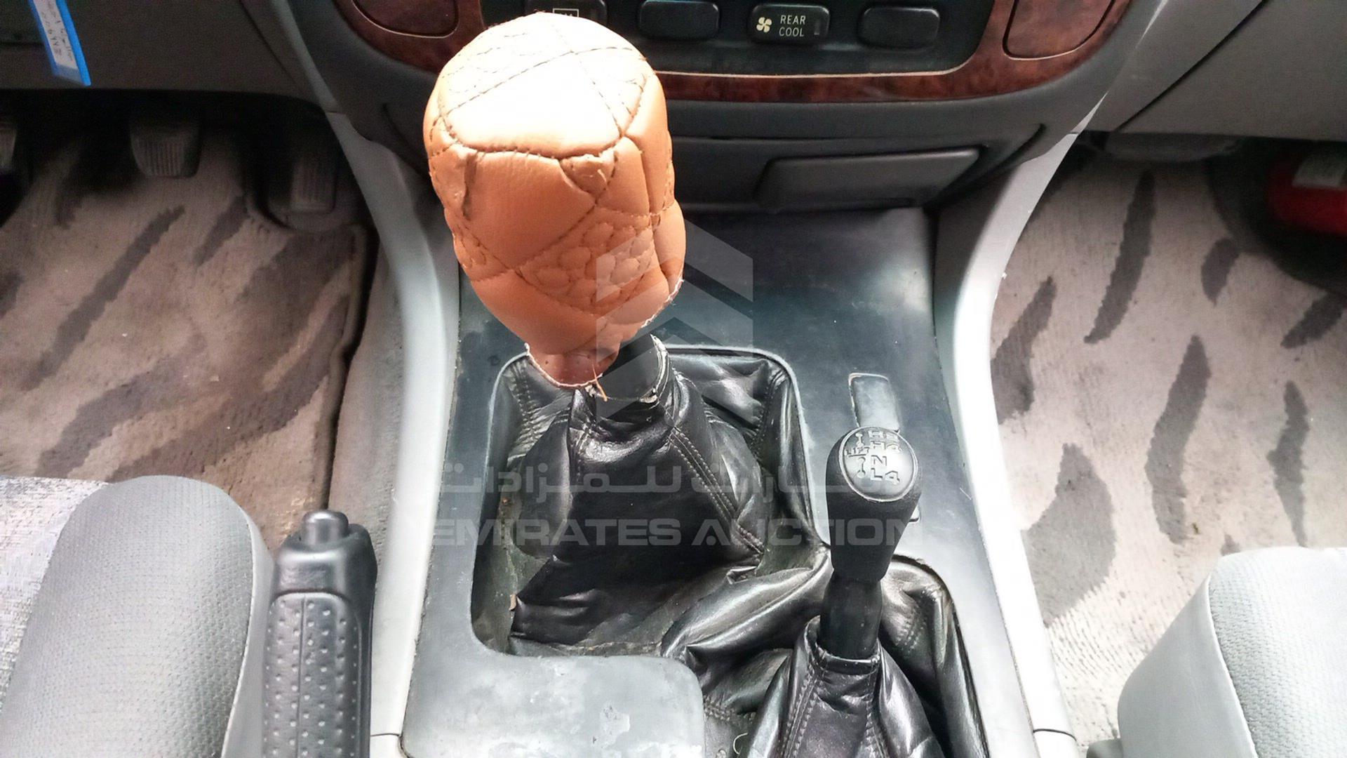 2000 TOYOTA LAND CRUISER VIN: JTEHJ09J115008443