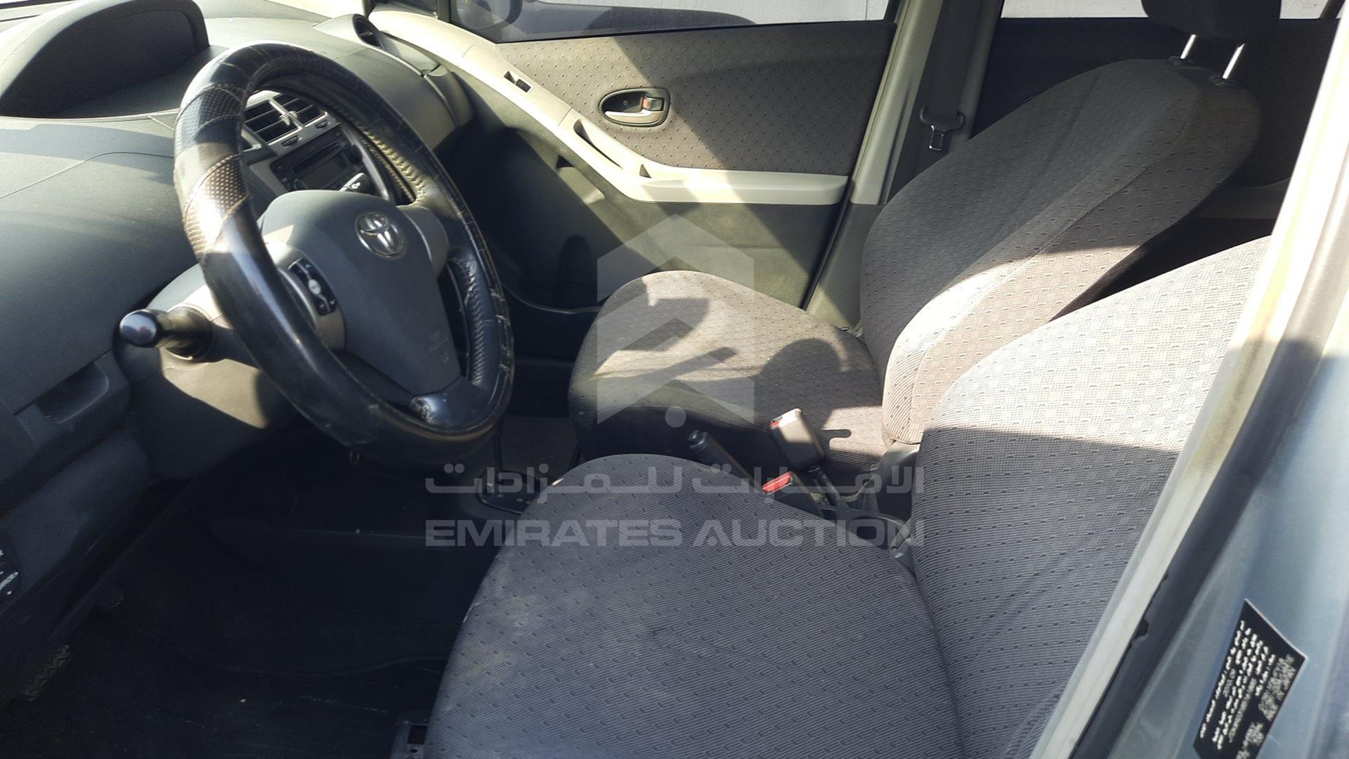 2011 TOYOTA YARIS VIN: JTDKW9231B5161885