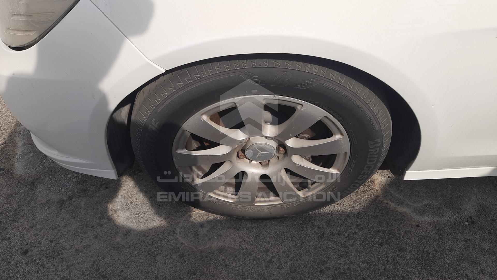 0 MERCEDES E 300 VIN: WDDHF5EB4DA667071