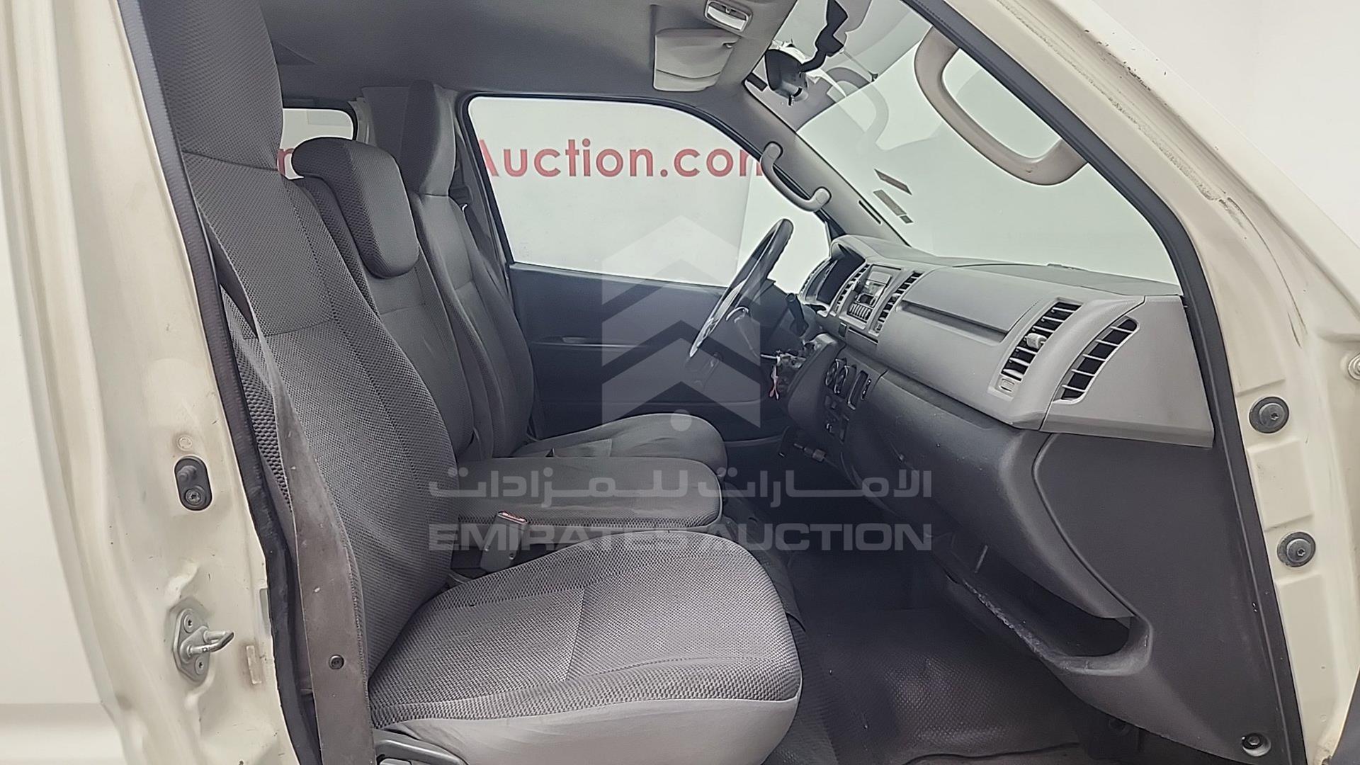 2007 TOYOTA HIACE VIN: JTGJX02P475007625