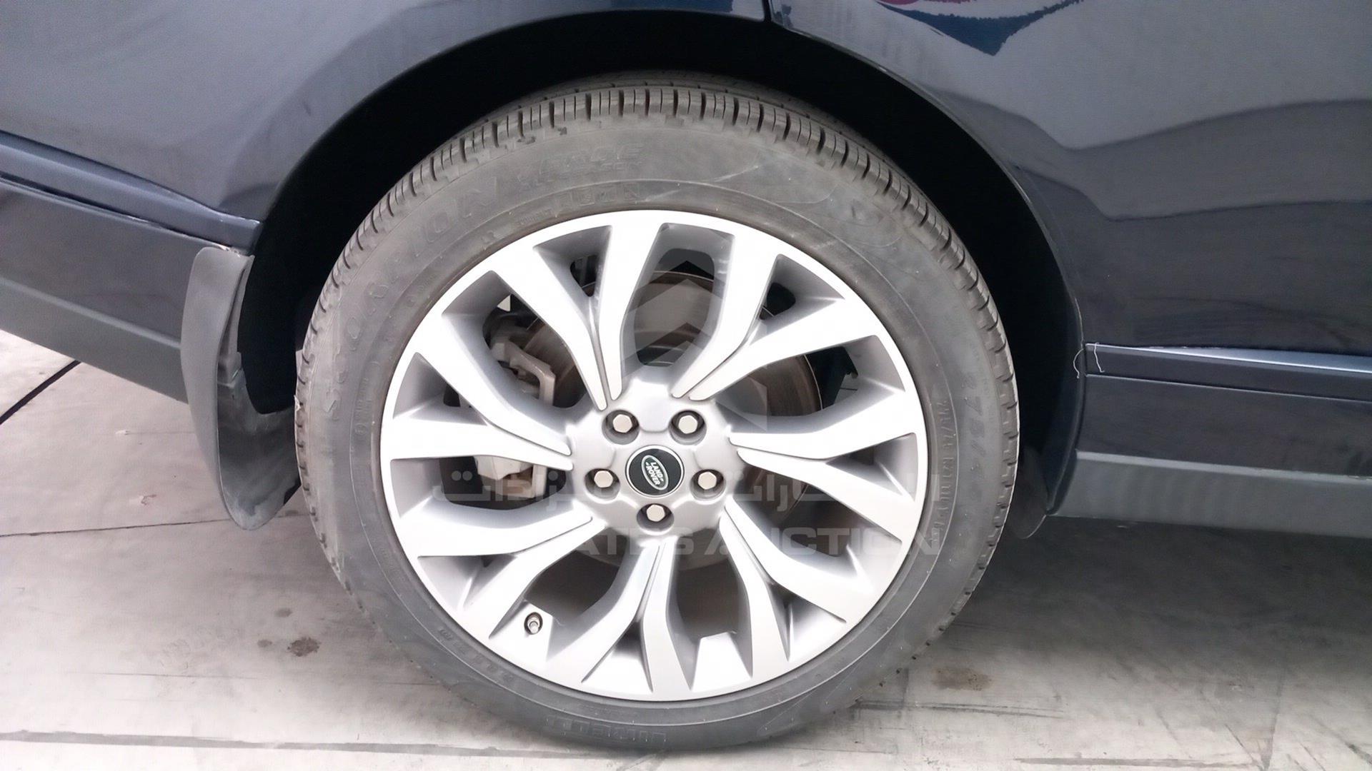 2020 RANGE ROVER VOGUE VIN: SALGA2BU4LA407639