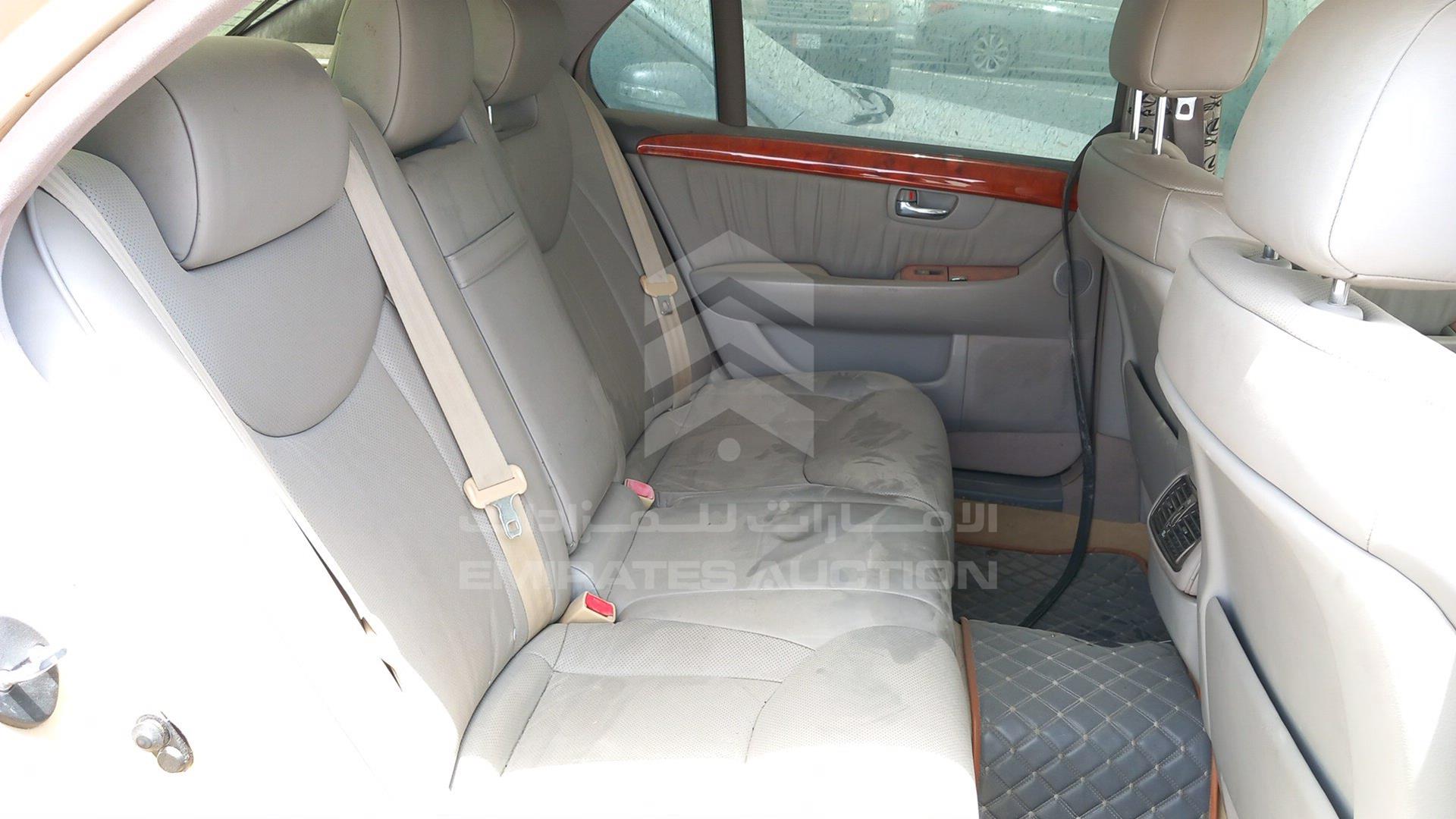2004 LEXUS LS 430 VIN: JTHBN36F440124431