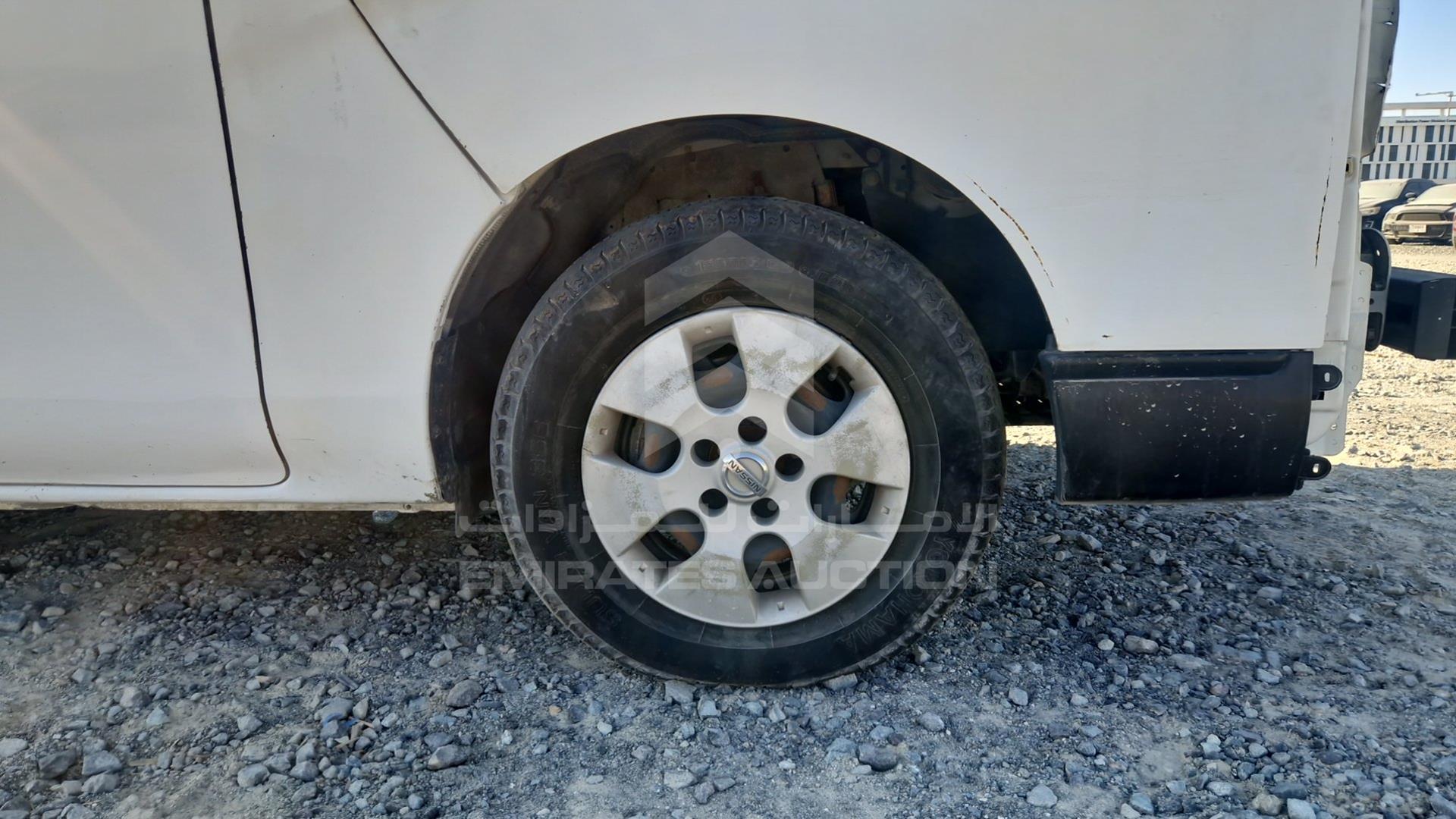 2015 NISSAN URVAN VIN: JN6BE6DS3F9015764