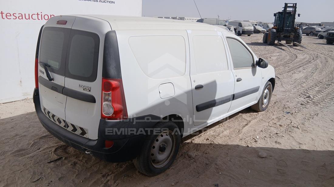 2012 Renault Logan — Rear Right Angle — Photo 7