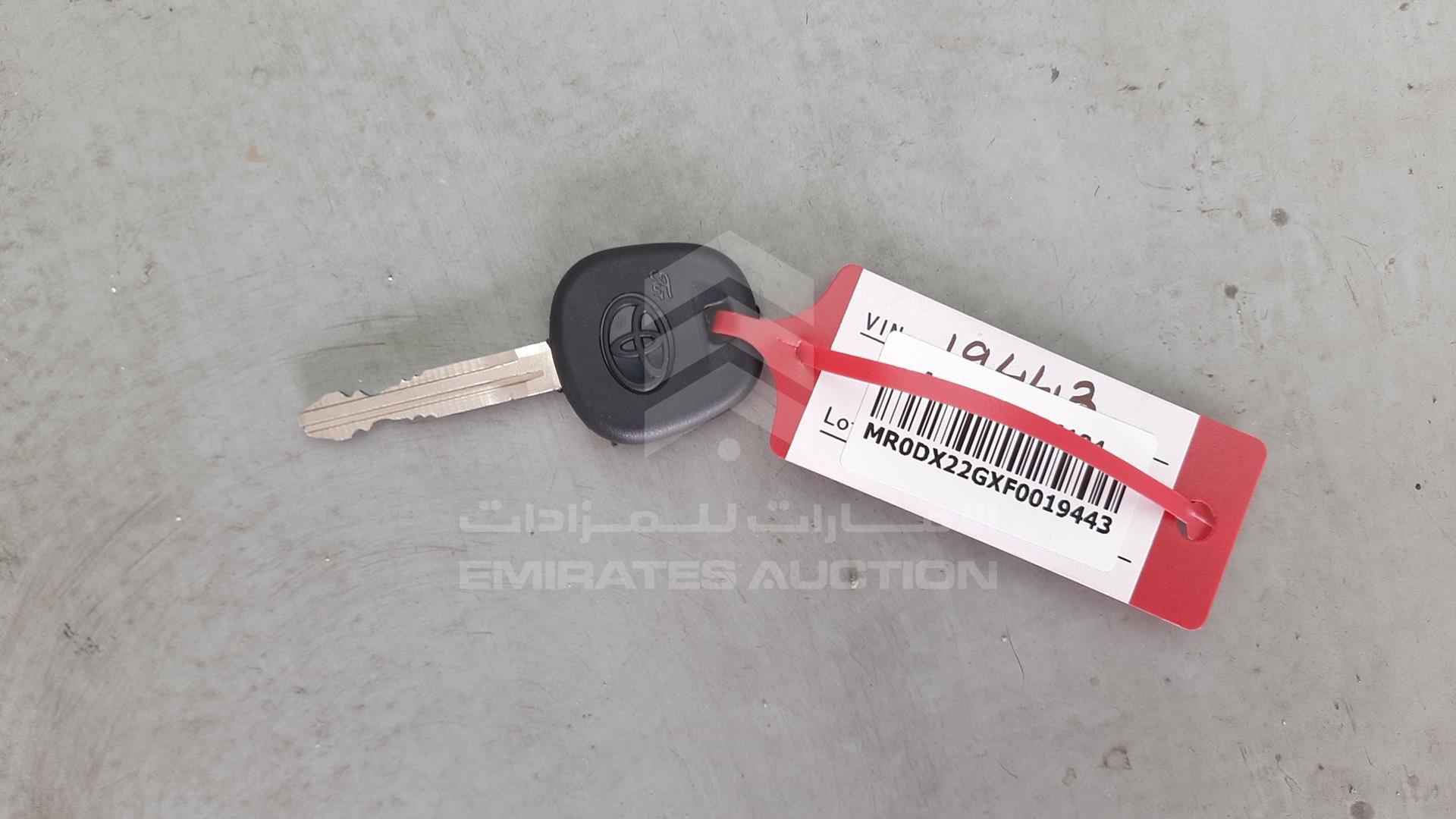 2015 TOYOTA HILUX VIN: MR0DX22GXF0019443