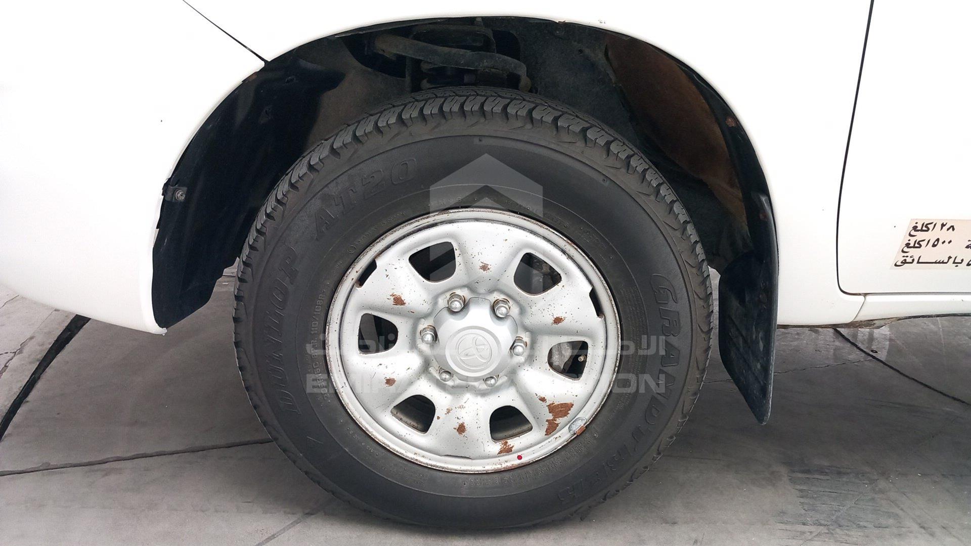 2013 TOYOTA HILUX VIN: MR0FX22G8D1360307