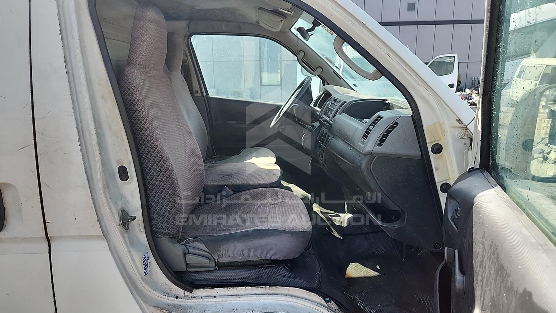 2009 TOYOTA HIACE VIN: JTFHX02P190043646