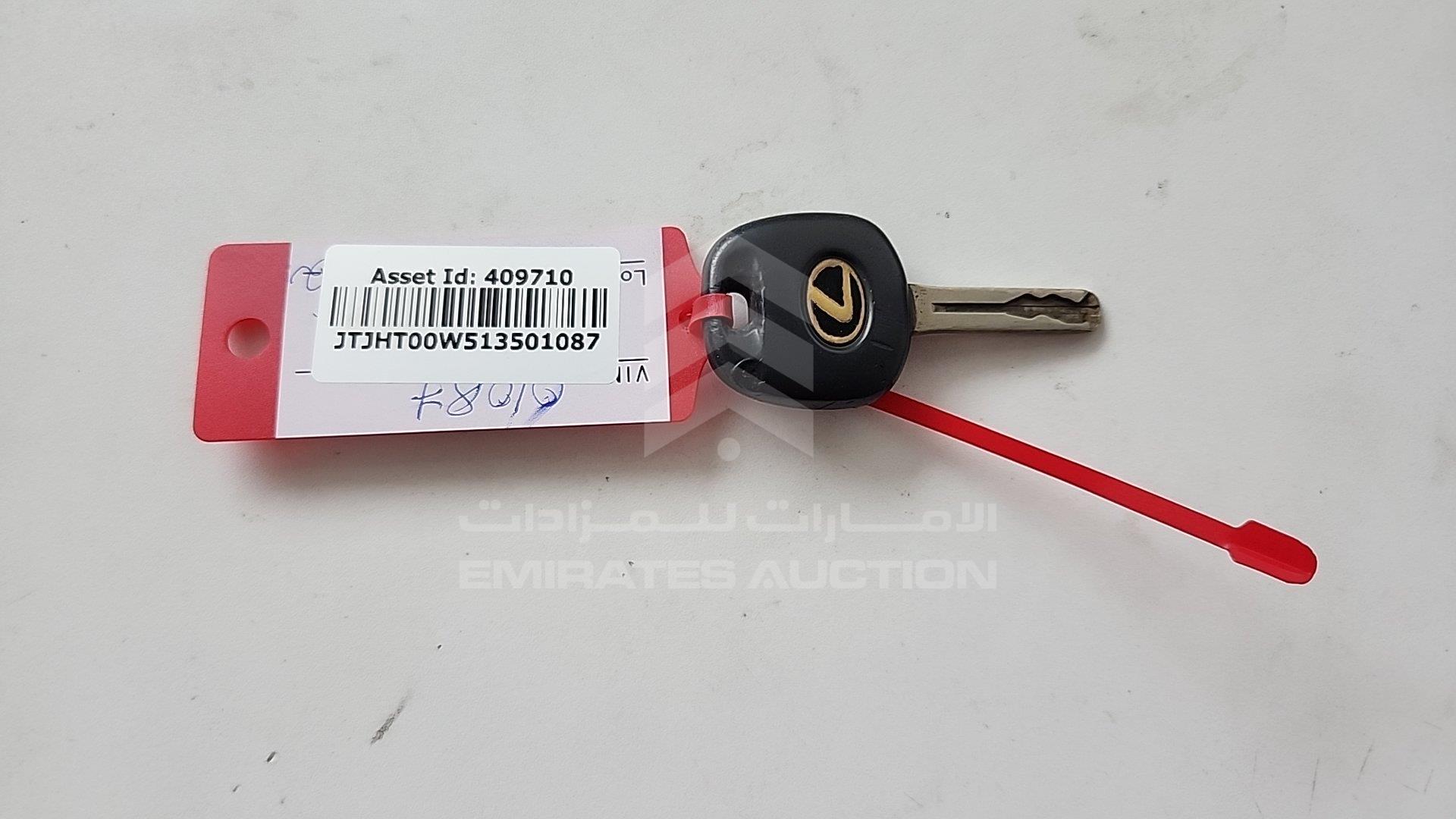 JTJHT00W513501087 - 2001 Lexus LX 470 - #511626