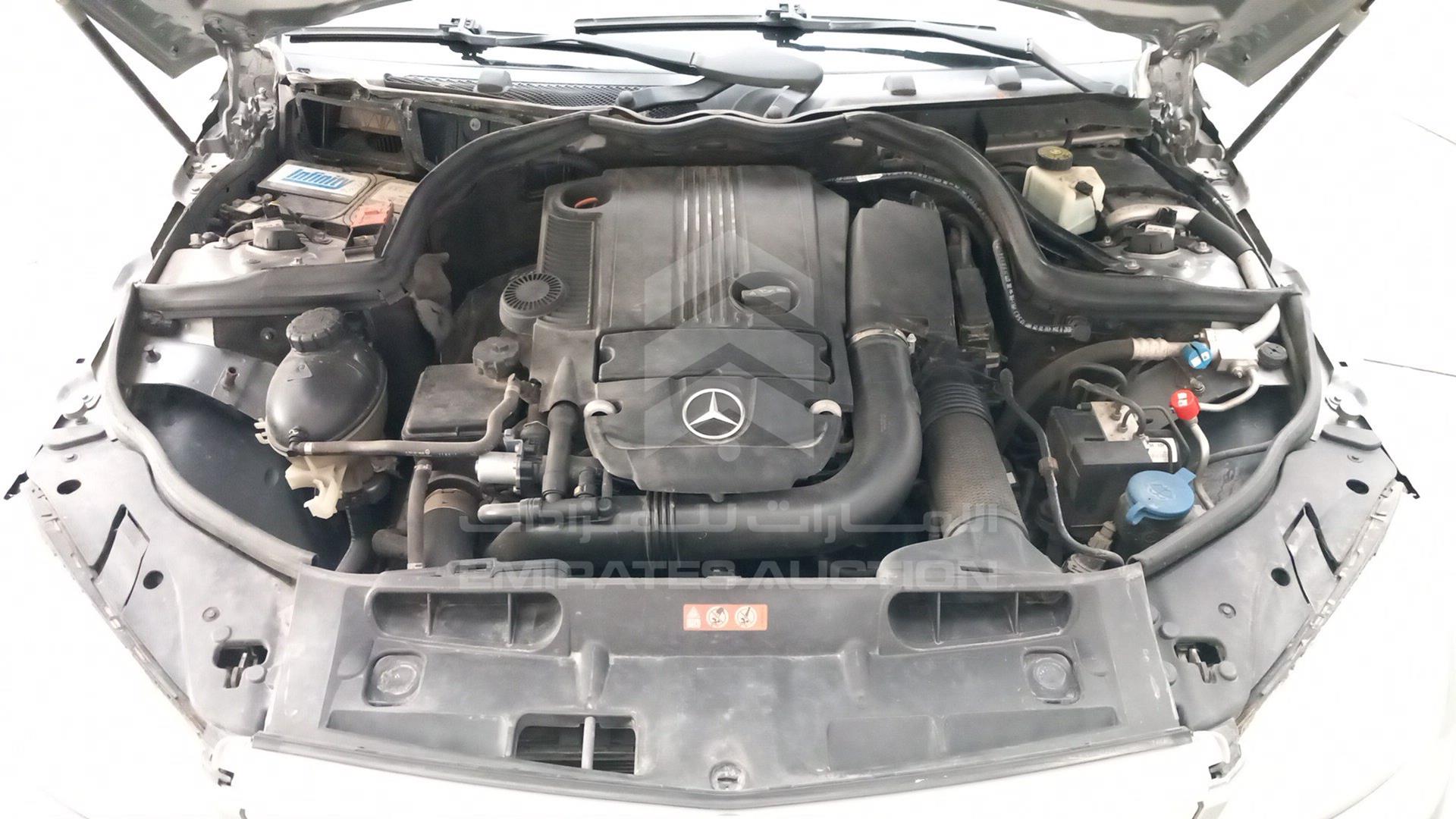 2011 MERCEDES C200 VIN: WDDGF4JB0BF586306