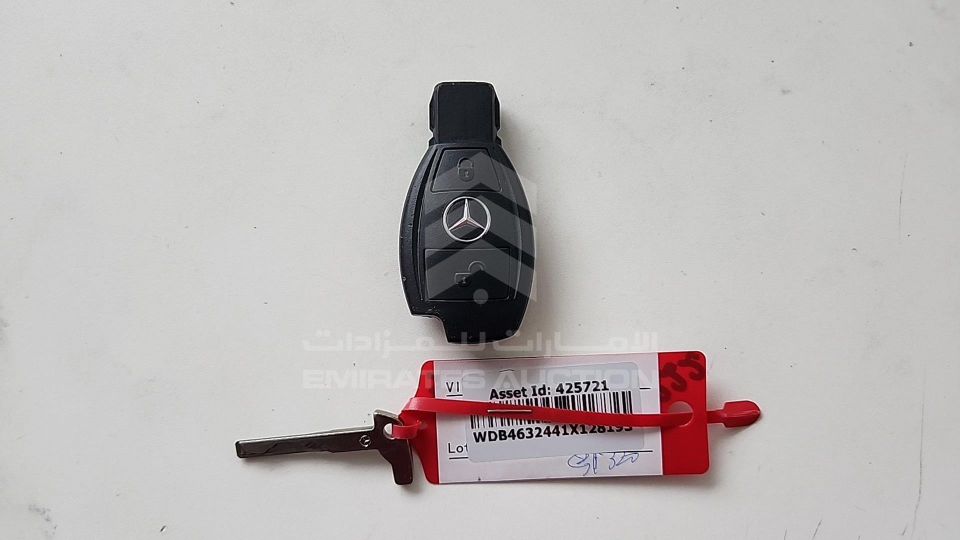 2002 MERCEDES G 320 VIN: WDB4632441X128193