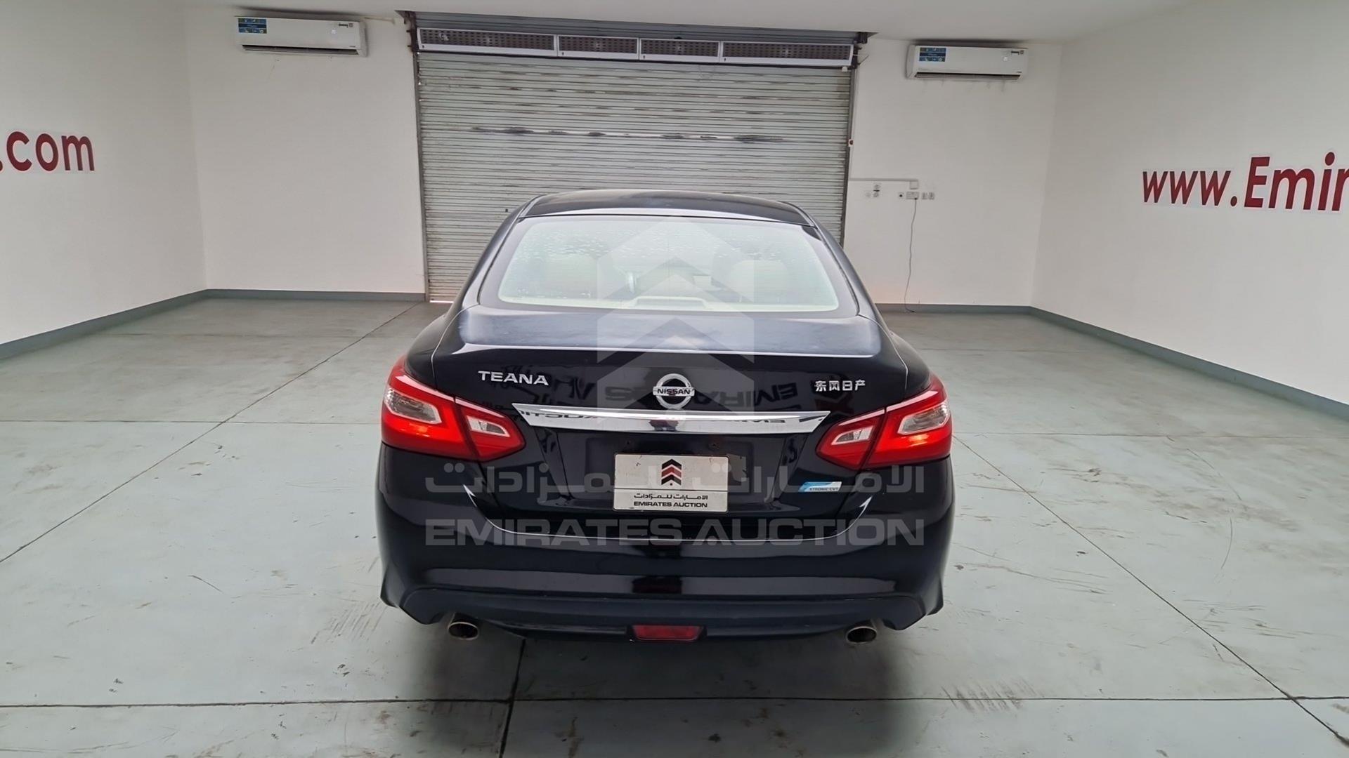 2017 NISSAN TEANA VIN: LGBF5AE01HR305842