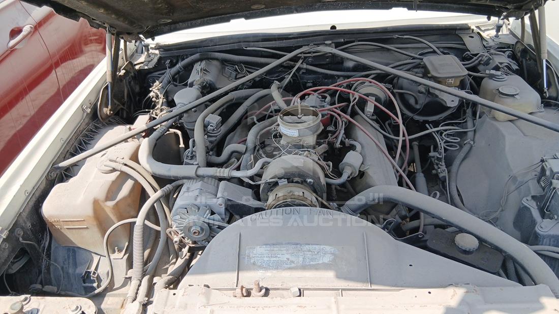Cadillac - Scrap without document — Engine Bay — Photo 25