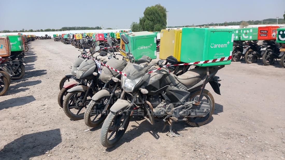 5 Motorbikes — Front Left Angle — Photo 6