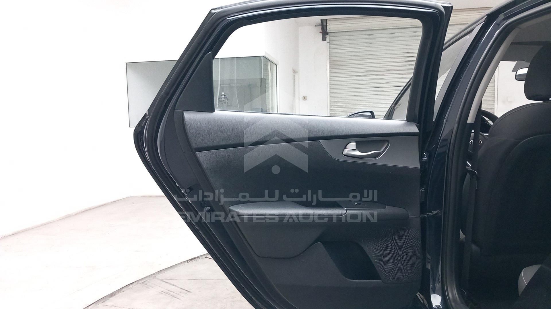 2020 KIA CERATO VIN: KNAF24164L5856887