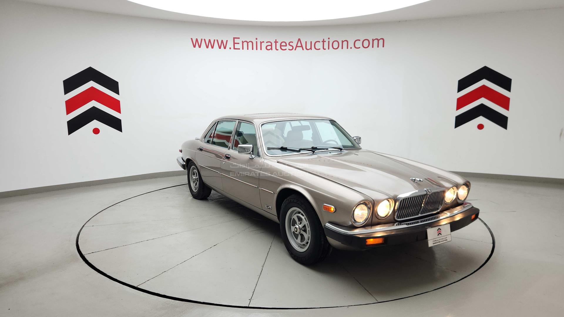1987 JAGUAR XJ 6 VIN: SAJAY1345HC476001