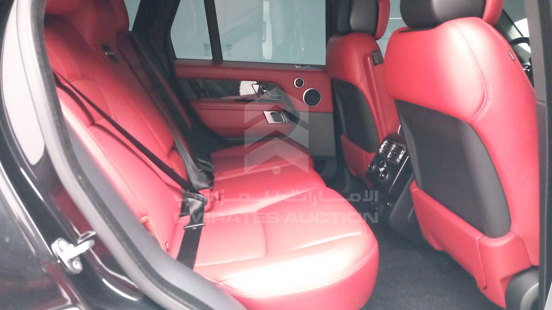 2018 RANGE ROVER VOGUE VIN: SALGA2BE5JA502586