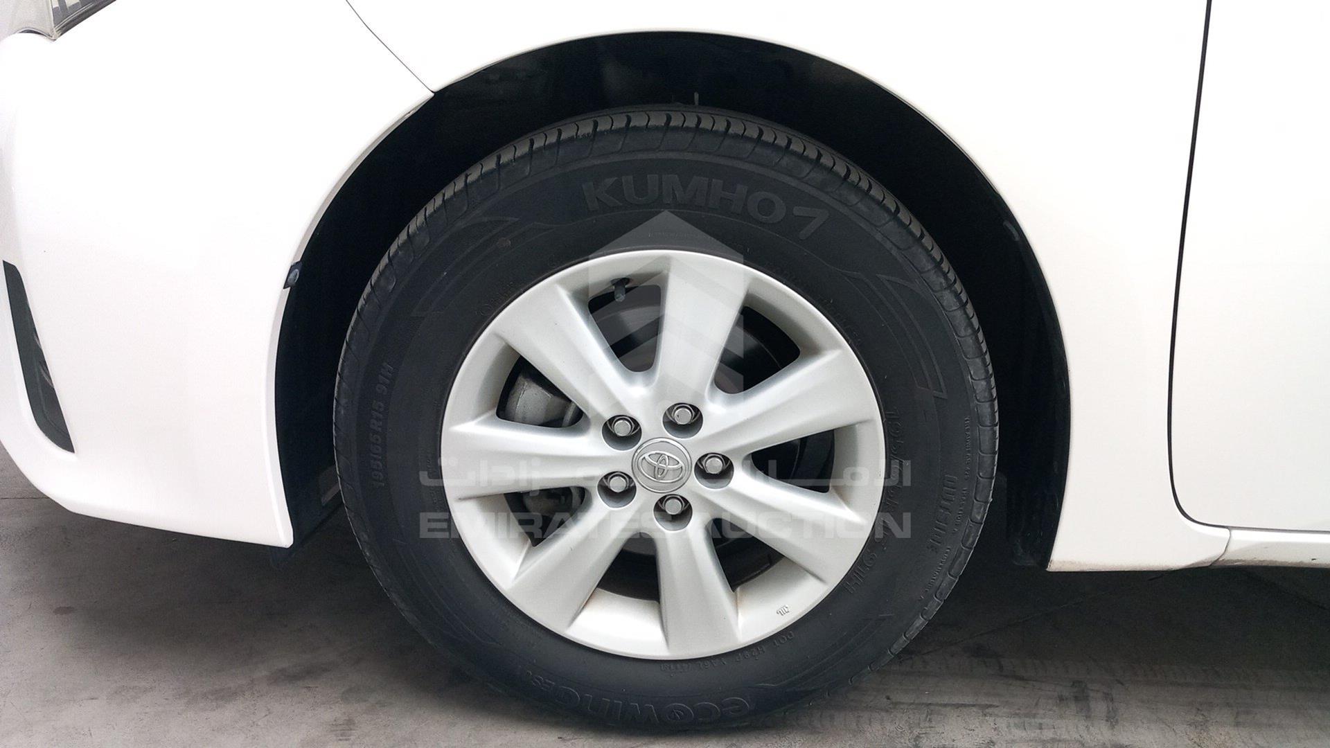 2015 TOYOTA COROLLA VIN: RKLBL9HE8F5243283