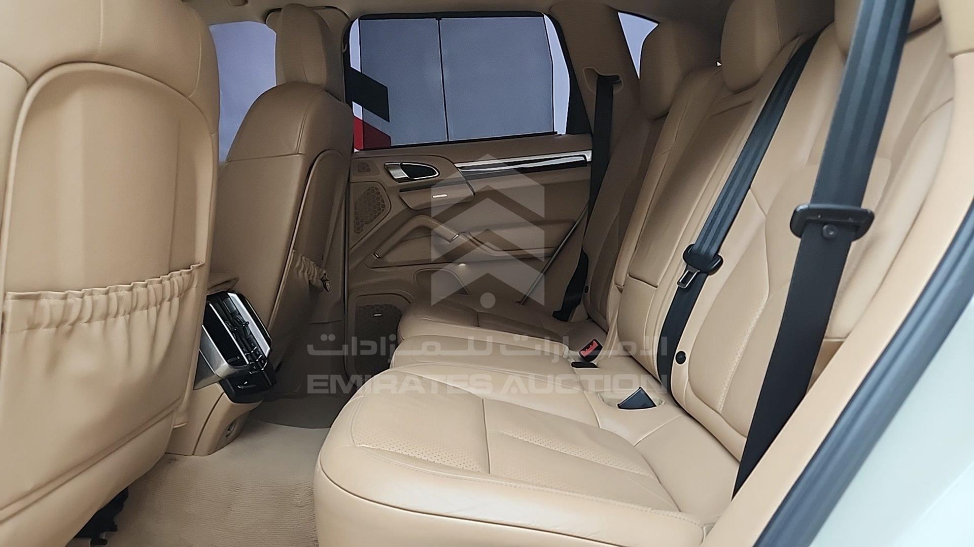 2012 PORSCHE CAYENNE S VIN: WP1ZZZ92ZCLA41900