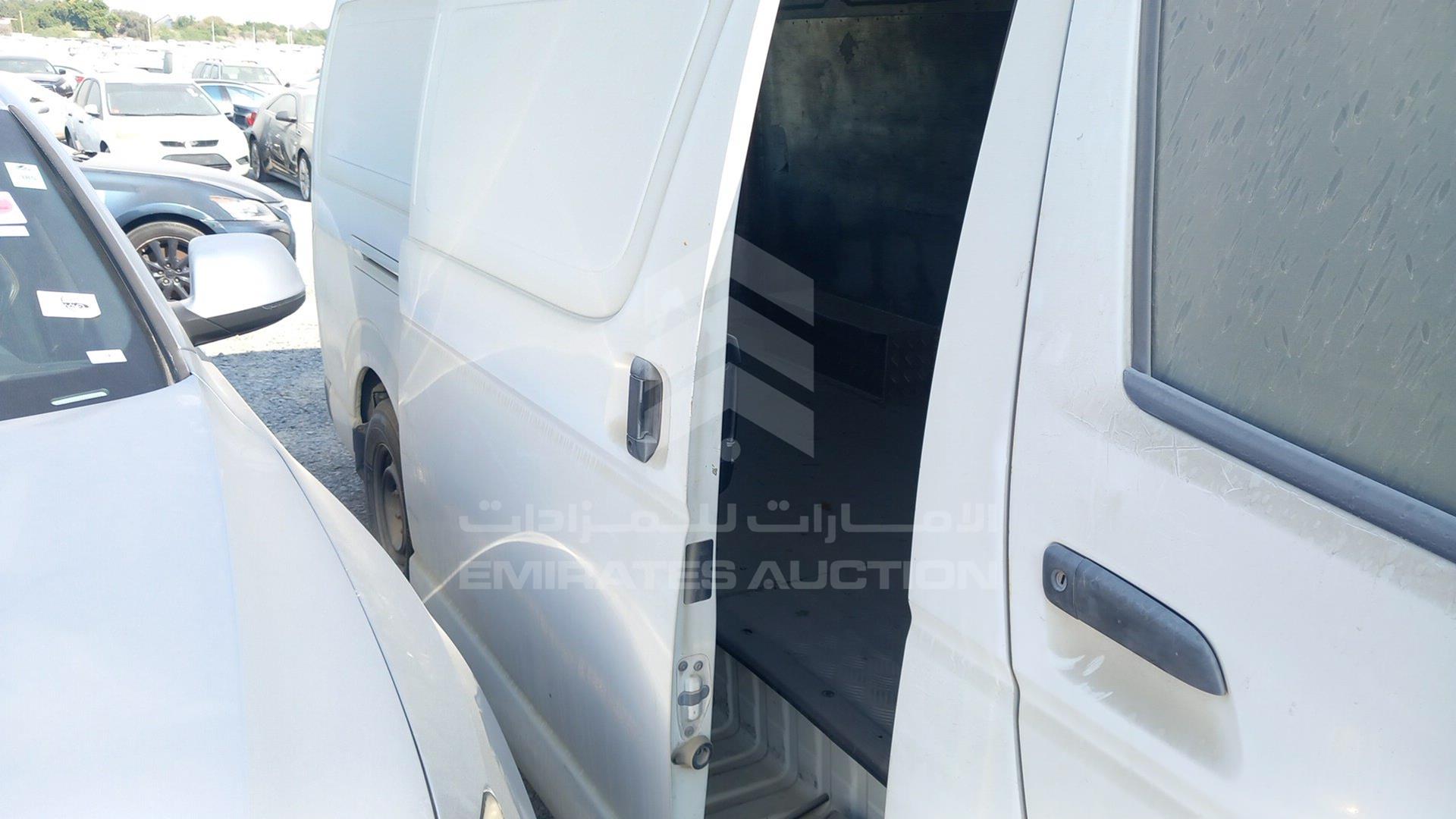 2011 TOYOTA HIACE VIN: JTFPX22P9B0026395