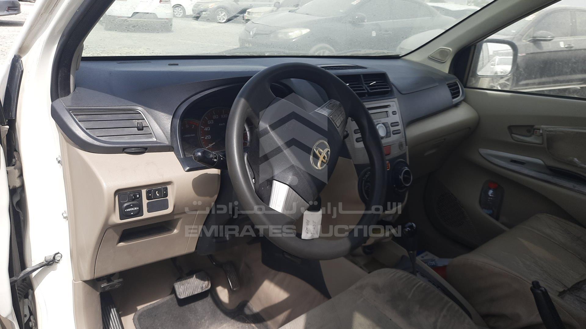 2015 TOYOTA AVANZA VIN: MHKMC13F1FK018413