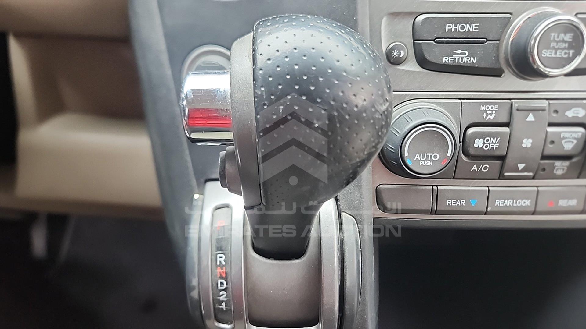 2014 HONDA PILOT VIN: 5FNYF4843EB701155