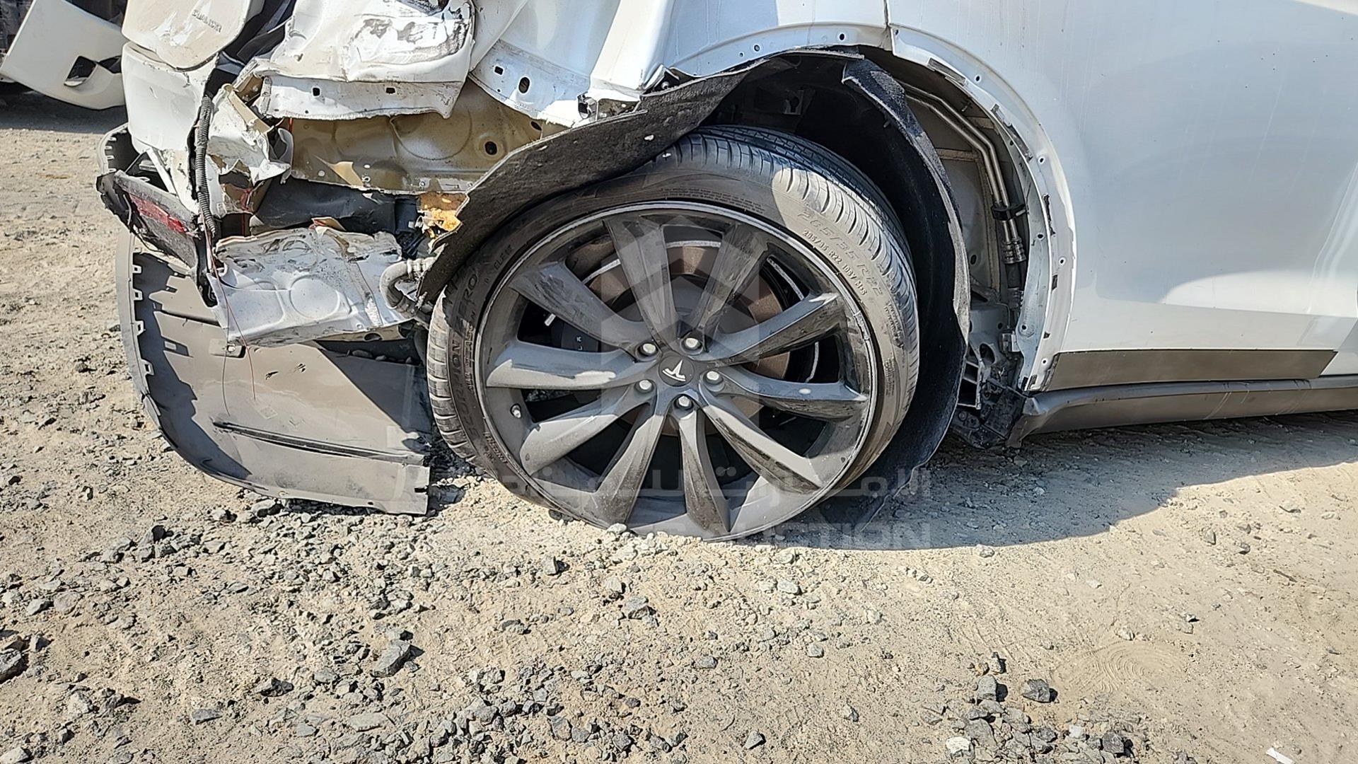 2020 TESLA MODEL X VIN: 5YJXCCE27LF216354
