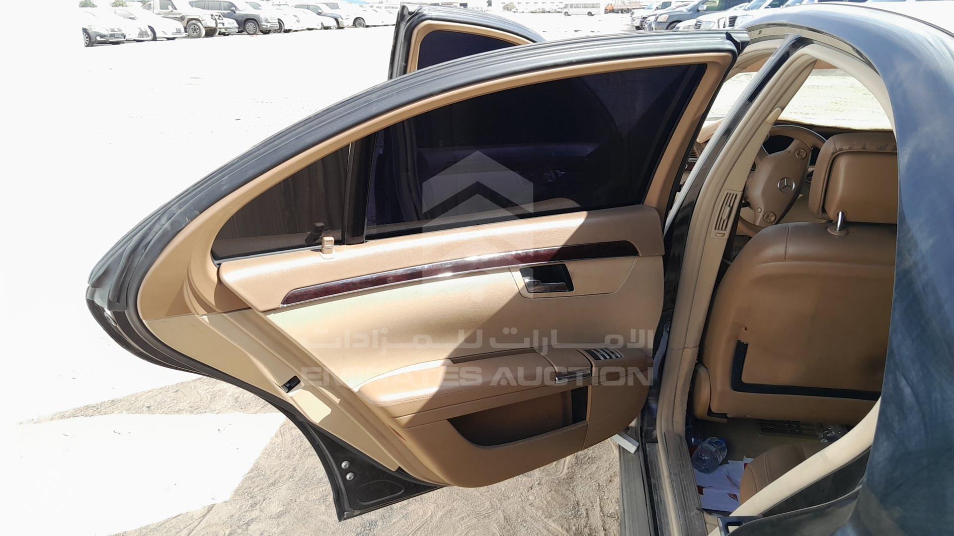 2007 MERCEDES S 500 VIN: WDDNG71X77A124170