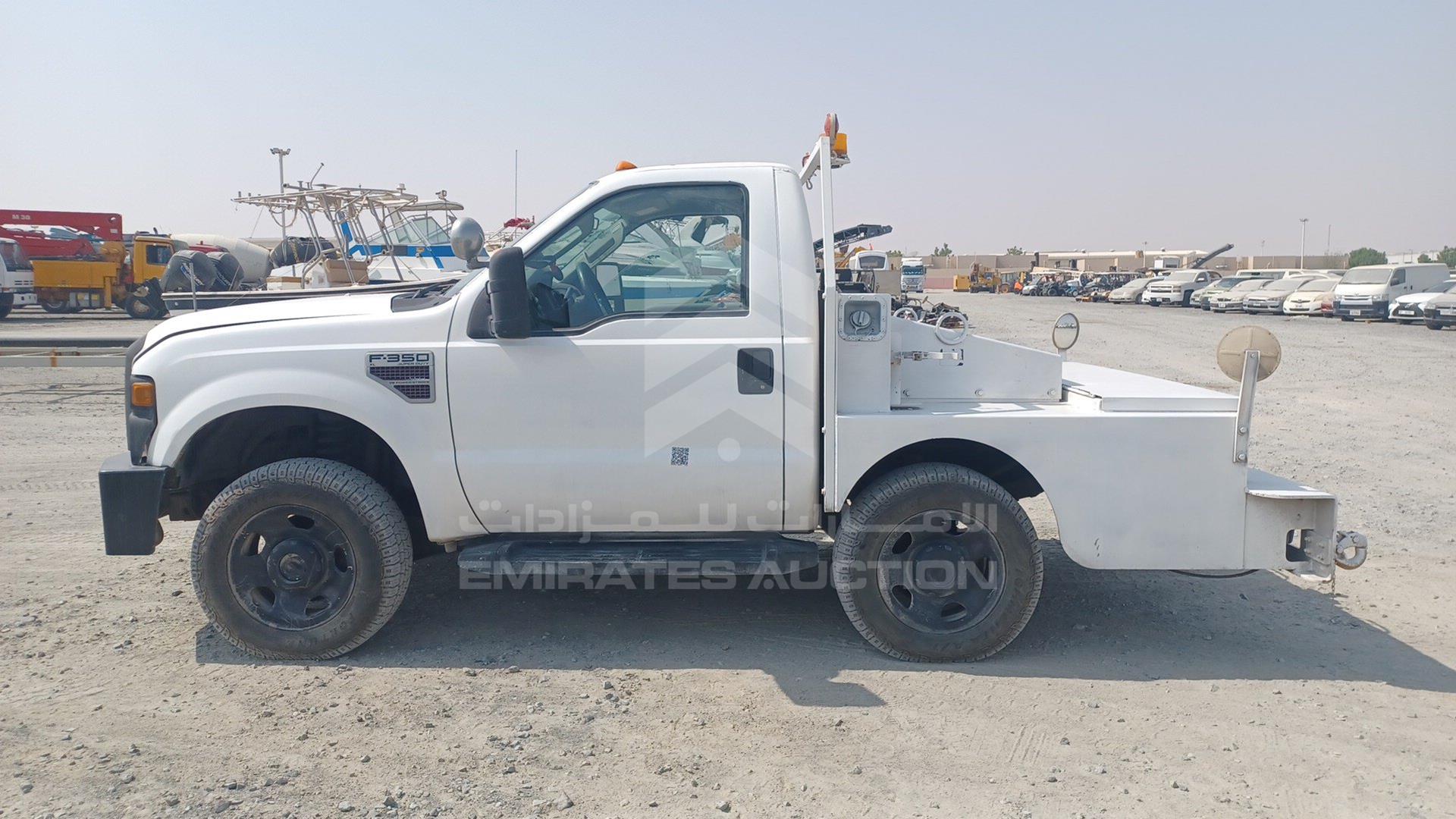 2008 FORD F 350 VIN: 1FDWF35R48EA80415