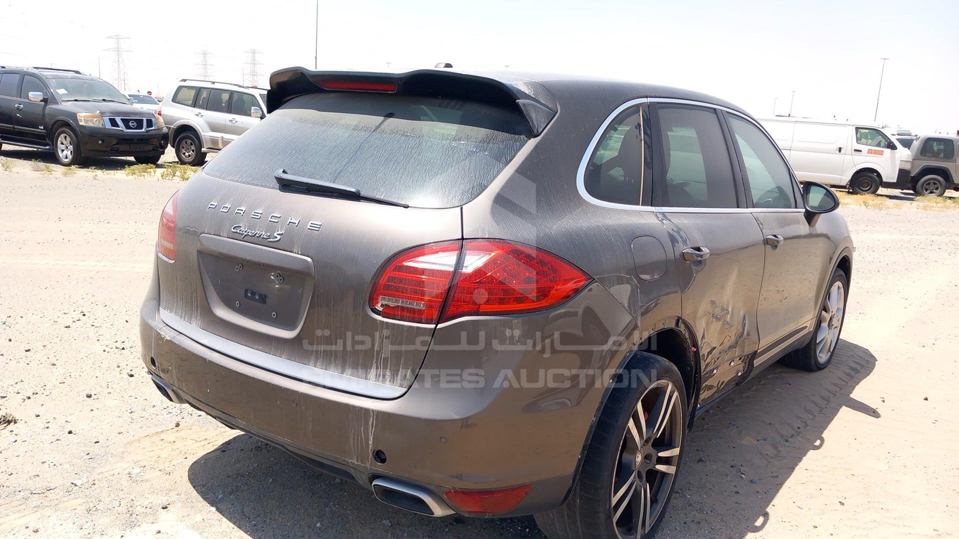 2013 PORSCHE CAYENNE VIN: WP1AA2A23DLA02678