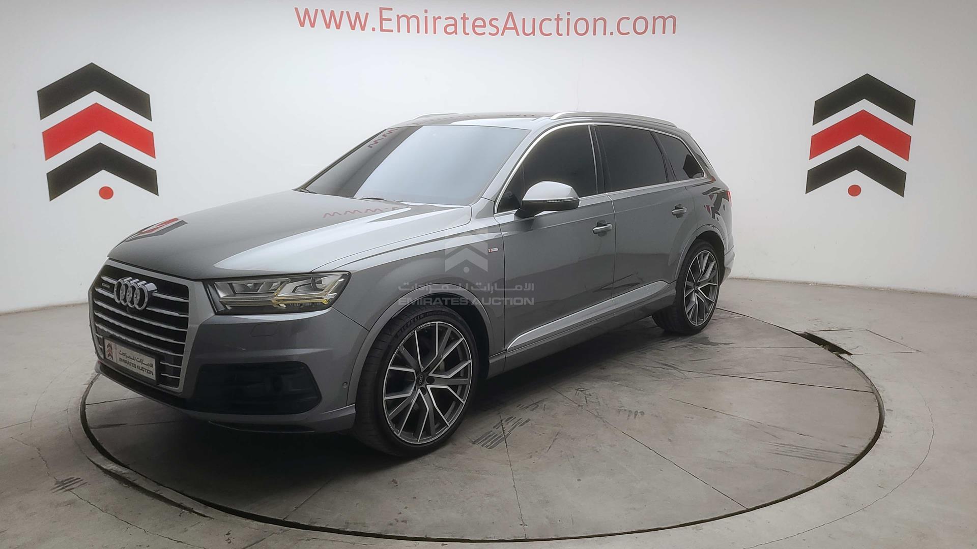 2018 AUDI Q7 VIN: WA1ZZZF73JD015649