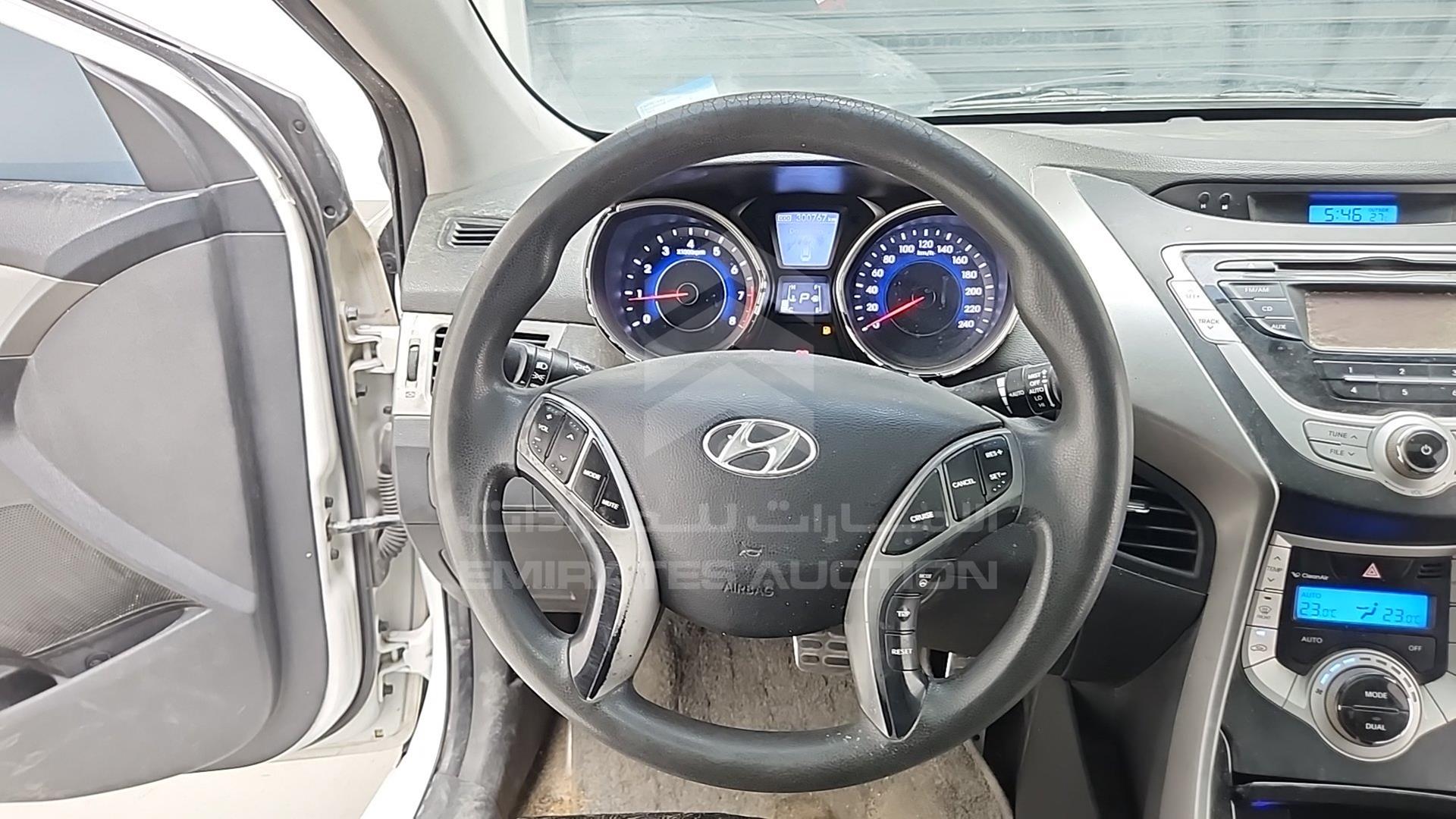 2012 HYUNDAI ELANTRA VIN: KMHDH41E6CU286117